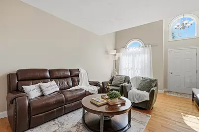 13 Knowlton Cir #13, Upton, MA 01568 - Photo 6