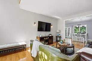 13 Knowlton Cir, Upton, MA 01568 - Photo 4