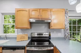 13 Knowlton Cir, Upton, MA 01568 - Photo 14