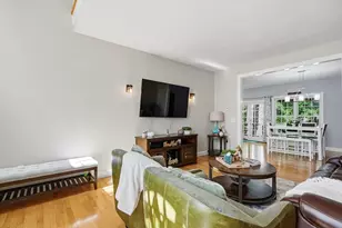 13 Knowlton Cir, Upton, MA 01568 - Photo 4