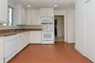 1 School St, Maynard, MA 01754 - Photo 6
