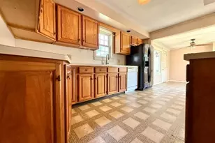 204 Main St, Hanson, MA 02341 - Photo 6