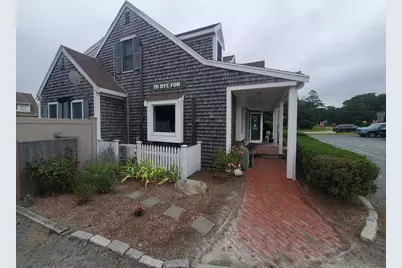 8 Nells Way #D, Orleans, MA 02653 - Photo 2