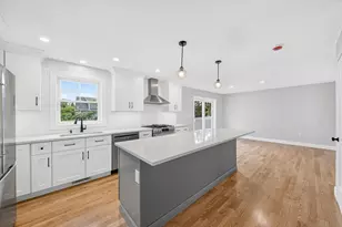14 Neillian Way, Bedford, MA 01730 - Photo 1