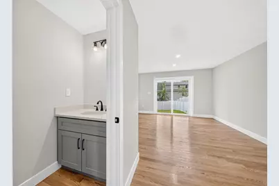 14 Neillian Way #14, Bedford, MA 01730 - Photo 10