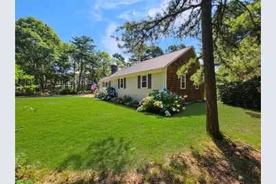 23 Prudence Ln, Barnstable, MA 02635 - Photo 4
