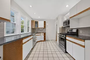 216 Tremont St, Newton, MA 02458 - Photo 14