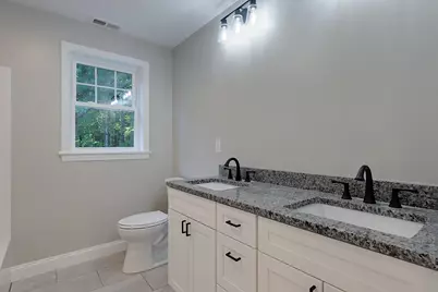 179 Brookline St, Pepperell, MA 01463 - Photo 28