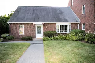 31 Frances Dr, Stoughton, MA 02072 - Photo 2
