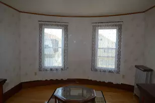 43 Sterling St, Worcester, MA 01610 - Photo 4