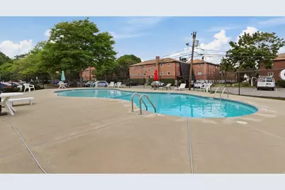 38 Westgate Rd #1, Boston, MA 02467 - Photo 14