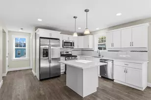 1001 Bay St, Fall River, MA 02724 - Photo 8