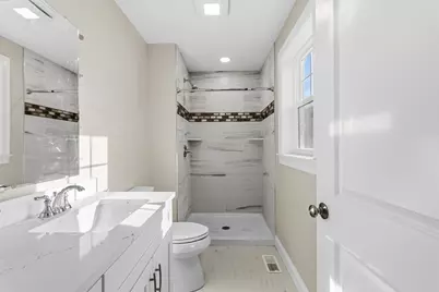 1001 Bay Street, Fall River, MA 02724 - Photo 10