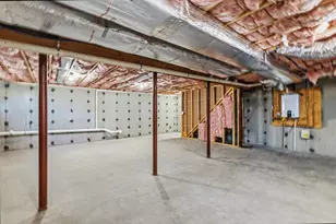 1001 Bay St, Fall River, MA 02724 - Photo 36