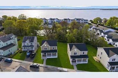 989 Bay Street, Fall River, MA 02724 - Photo 36