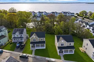 989 Bay St, Fall River, MA 02724 - Photo 36