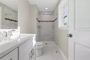 989 Bay St, Fall River, MA 02724 - Photo 16