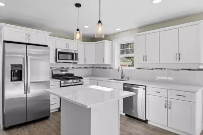 989 Bay Street, Fall River, MA 02724 - Photo 6