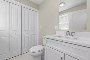989 Bay St, Fall River, MA 02724 - Photo 18