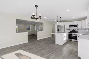 989 Bay St, Fall River, MA 02724 - Photo 10