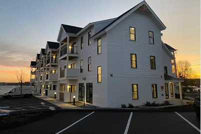 12 Congress Street #104, Beverly, MA 01915 - Photo 2