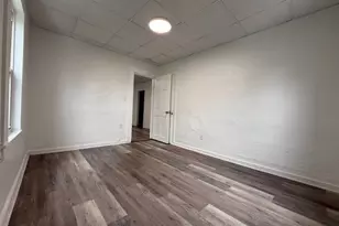 44 Auburn St, Brockton, MA 02302 - Photo 6