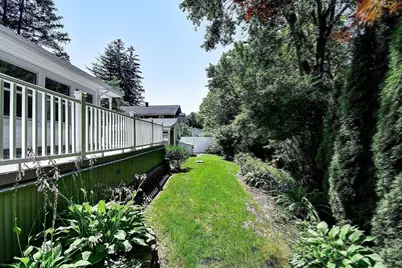 647 Main St #B, Oxford, MA 01537 - Photo 30