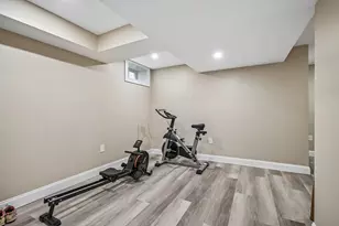 113 Pomona St, Revere, MA 02151 - Photo 28