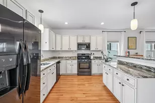 113 Pomona St, Revere, MA 02151 - Photo 10