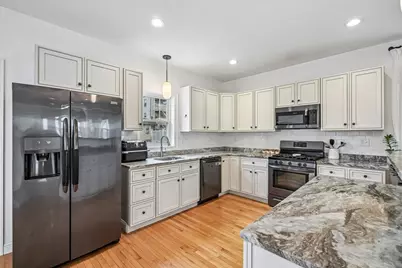 113 Pomona St, Revere, MA 02151 - Photo 10