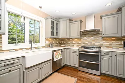 60 Harding St #C, Medfield, MA 02052 - Photo 4