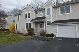 24 Ptarmigan Dr, Shrewsbury, MA 01545 - Photo 2