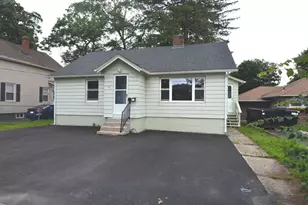 14 Fairlawn Cir, Shrewsbury, MA 01545 - Photo 1