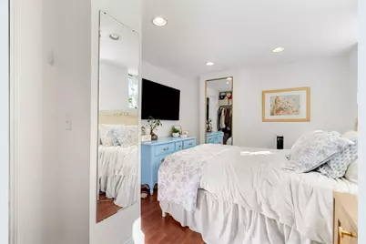 302 K Street #B, Boston, MA 02127 - Photo 4