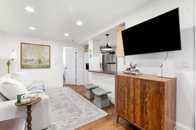 302 K Street #B, Boston, MA 02127 - Photo 2