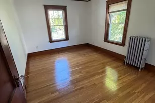41 Monument St, Medford, MA 02155 - Photo 10