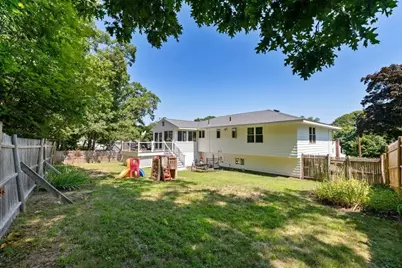 3 Gigante Dr, Stoneham, MA 02180 - Photo 32