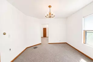 19 Bradford St, Everett, MA 02149 - Photo 4
