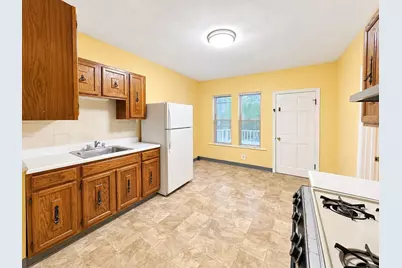 19 Bradford St #1, Everett, MA 02149 - Photo 8