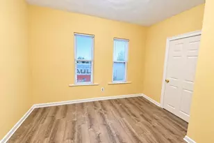 19 Bradford St, Everett, MA 02149 - Photo 16
