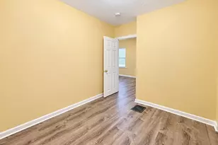 19 Bradford St, Everett, MA 02149 - Photo 12