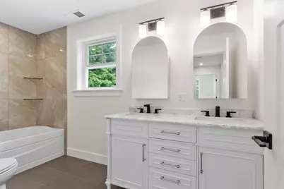 58-60 Neillian Street, Bedford, MA 01730 - Photo 36