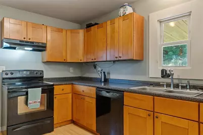 56 Bliss St, Athol, MA 01331 - Photo 14