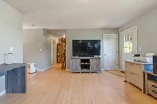 56 Bliss St, Athol, MA 01331 - Photo 16