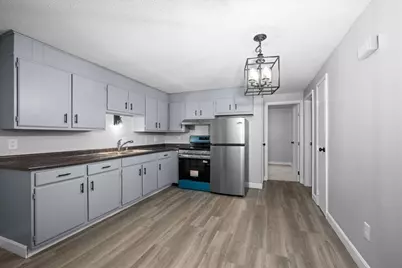 17 Wysocki Dr #42, Dudley, MA 01571 - Photo 4
