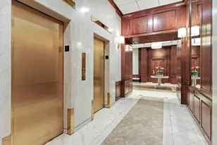 2 Hawthorne Pl, Boston, MA 02114 - Photo 16