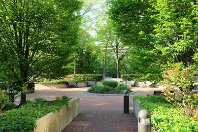 2 Hawthorne Pl #10K, Boston, MA 02114 - Photo 22