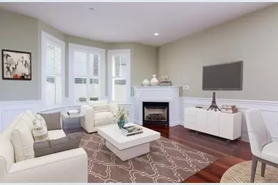 46 Craigie Street #A, Somerville, MA 02143 - Photo 2
