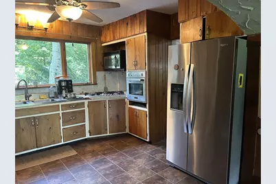 140 Atwater Ter, Springfield, MA 01107 - Photo 4