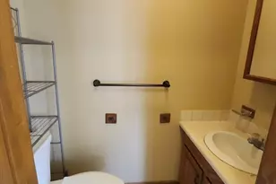 11 Dineen St, Springfield, MA 01104 - Photo 16